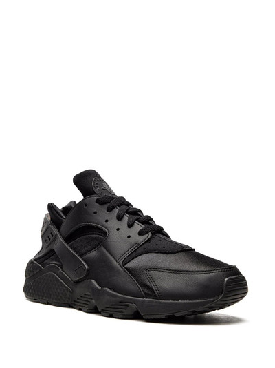 Nike Air Huarache low-top sneakers outlook