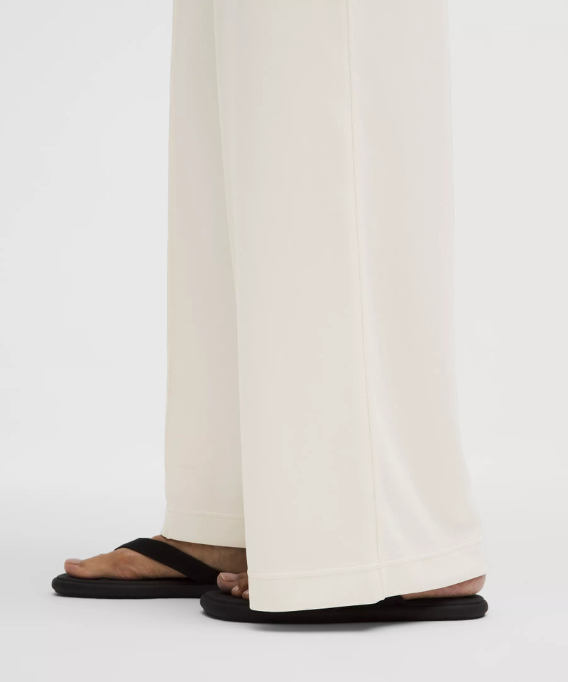 Softstreme Pintuck High-Rise Wide-Leg Pant *Regular 7