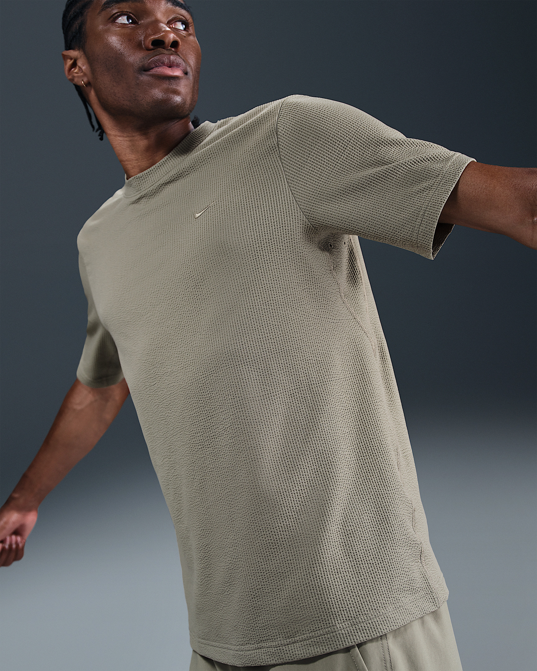 Nike Primary Men's Dri-FIT Short-Sleeve Versatile Top - 1