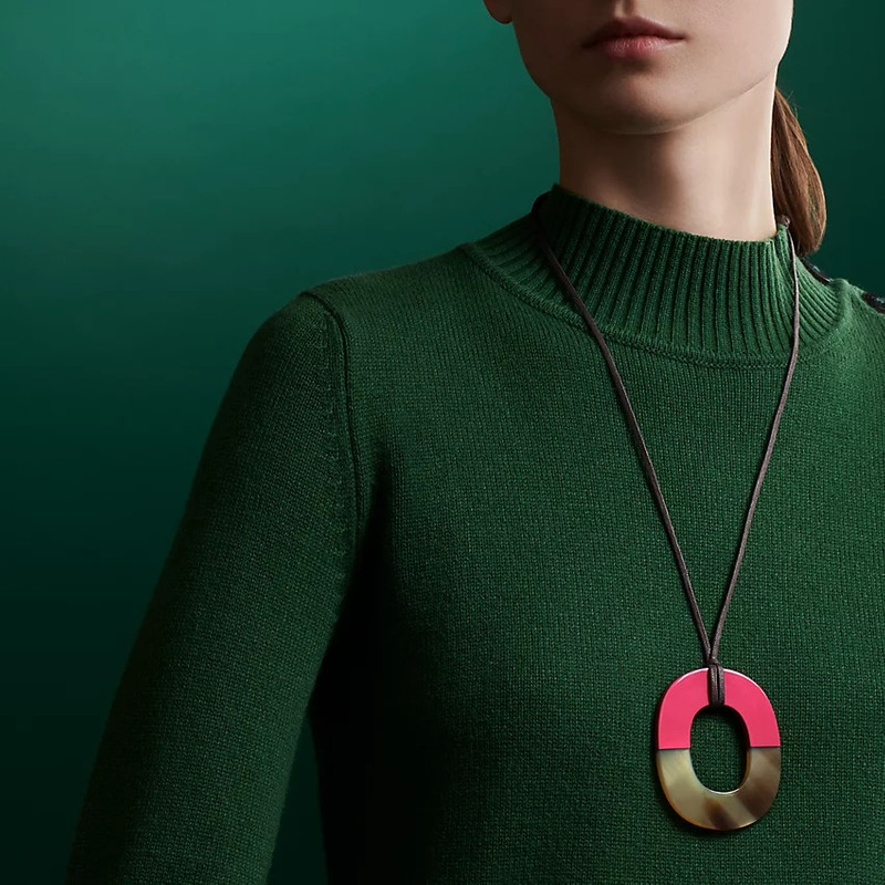 Isthme pendant, small model 1