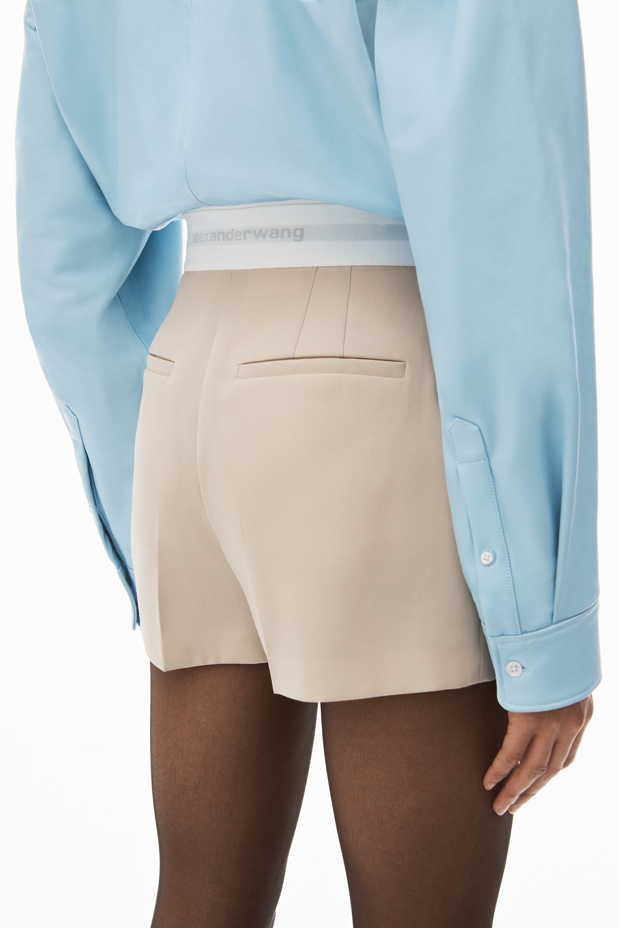 PLEATED SHORTS IN WOOL TAILORING - 5