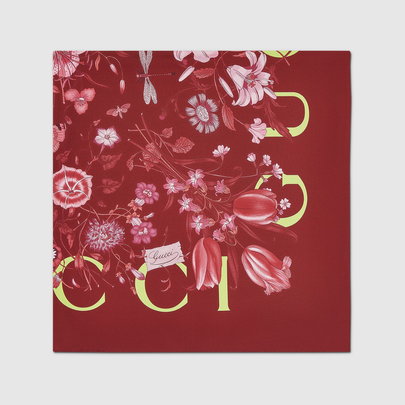 GUCCI Printed silk twill carré outlook