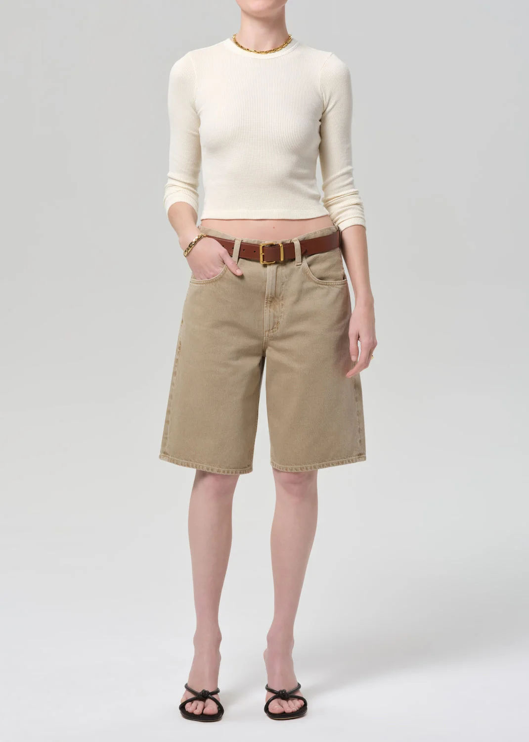 Pilar Waffle Crewneck
In Dune - 1