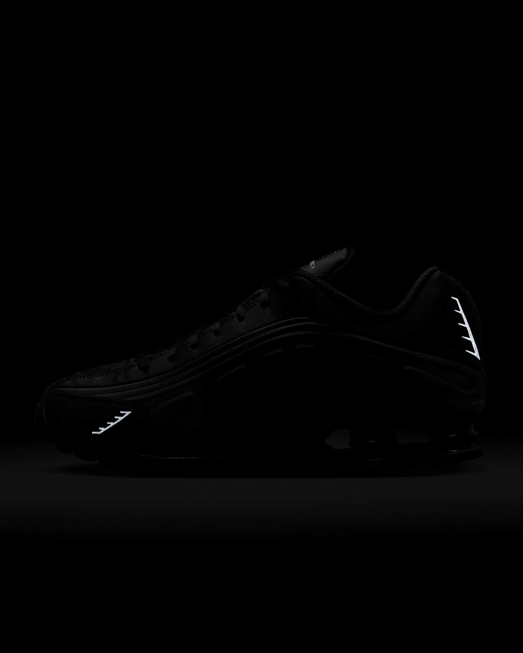 Nike Shox R4 Men's Shoes - 12