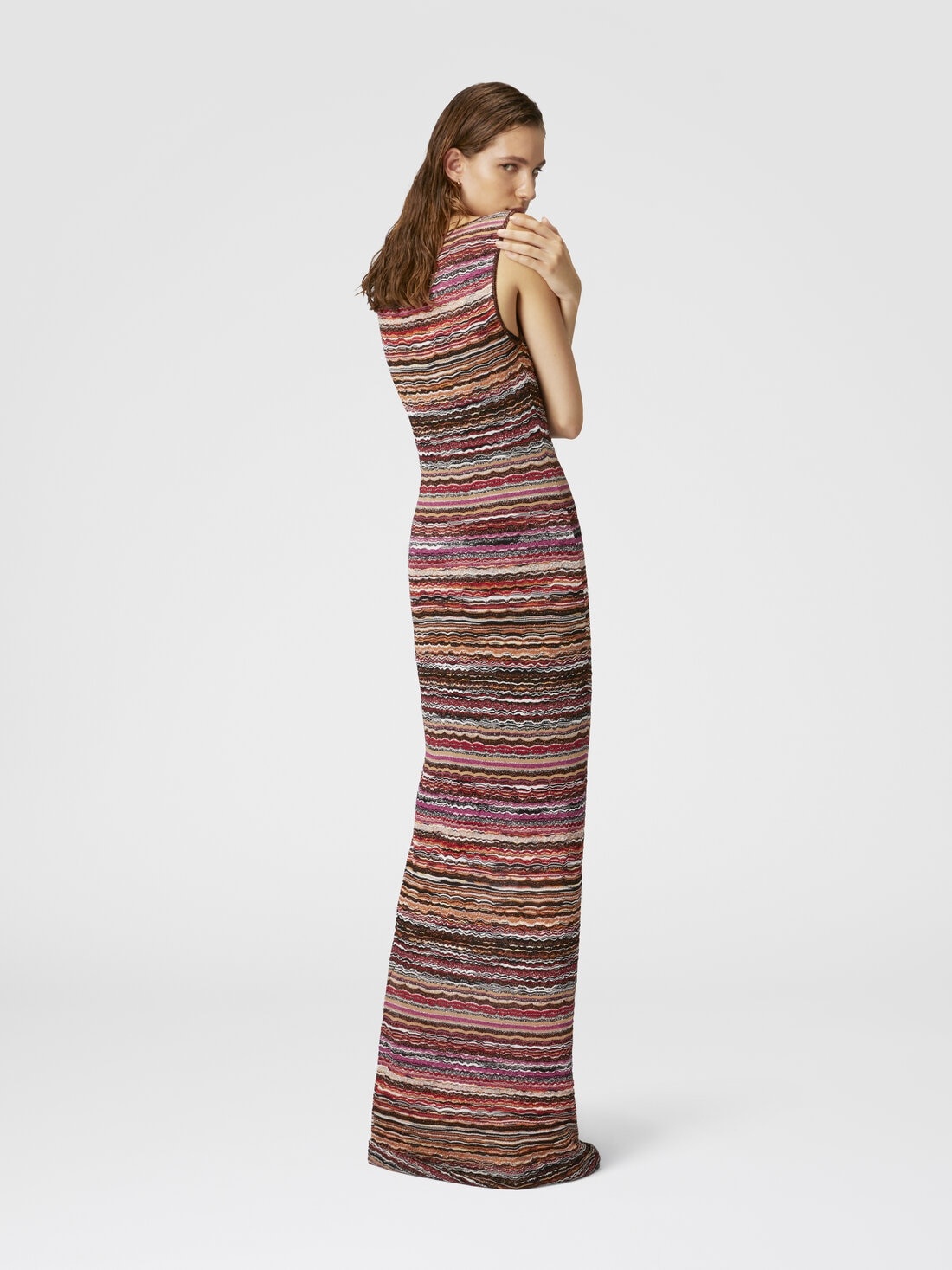 Long dress in lamé viscose with wave motif - 3