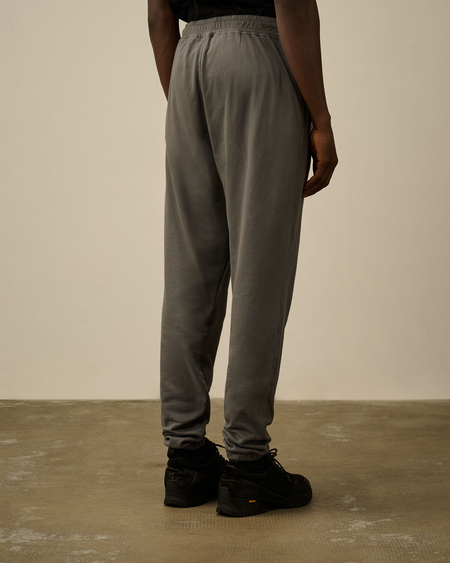 Light Fleece Logo Sweatpants - 4