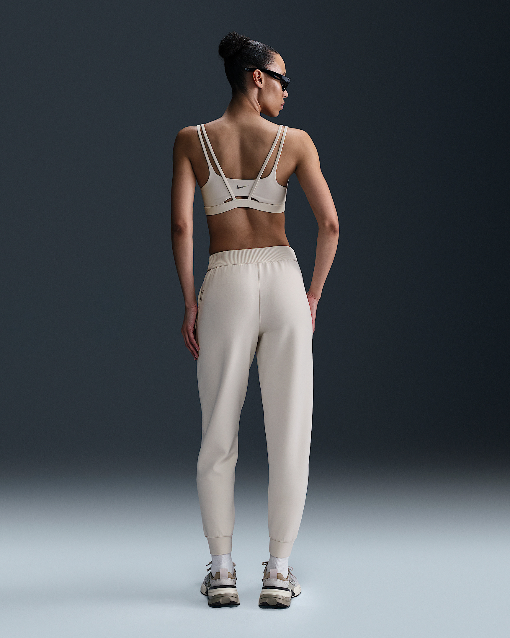 Nike 24.7 ImpossiblySoft Women's Dri-FIT Mid-Rise Joggers - 4