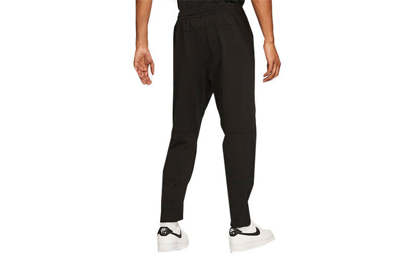 Nike Men's Nike Solid Color Logo Training Fleece Bundle Feet Sports Pants/Trousers/Joggers Black DM6592-0 outlook