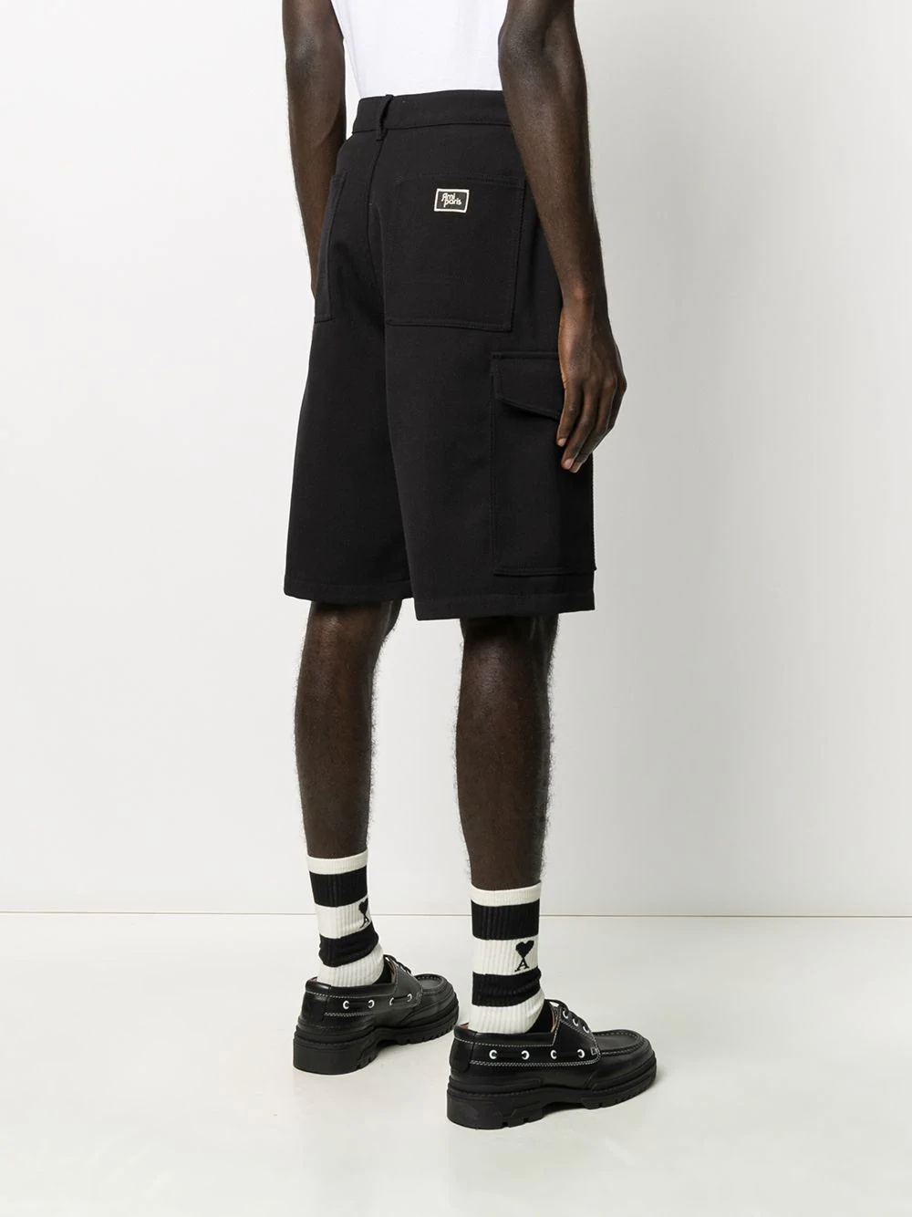 logo patch cargo Bermuda shorts - 4