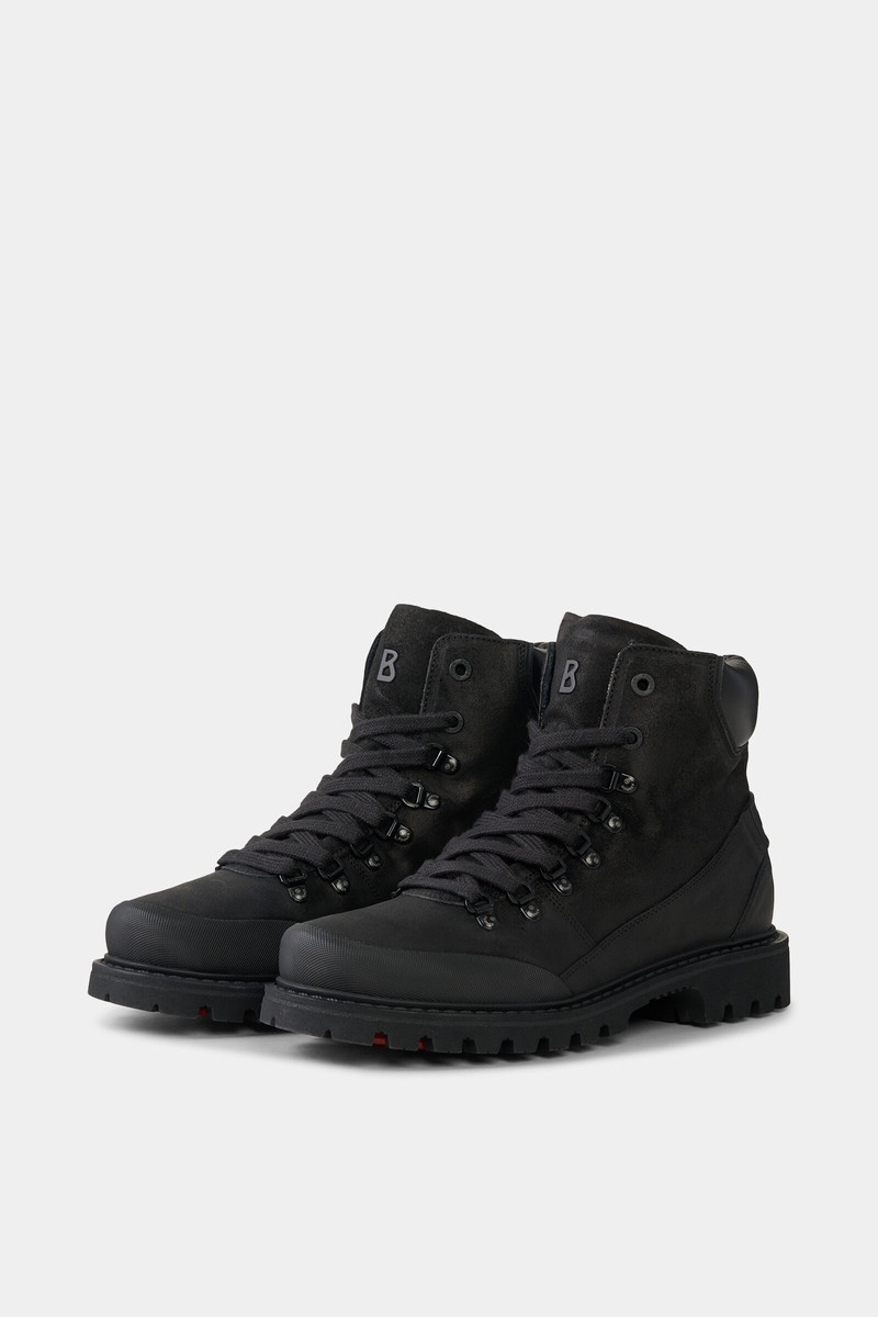 Mid Boots Helsinki with spikes in Black 3
