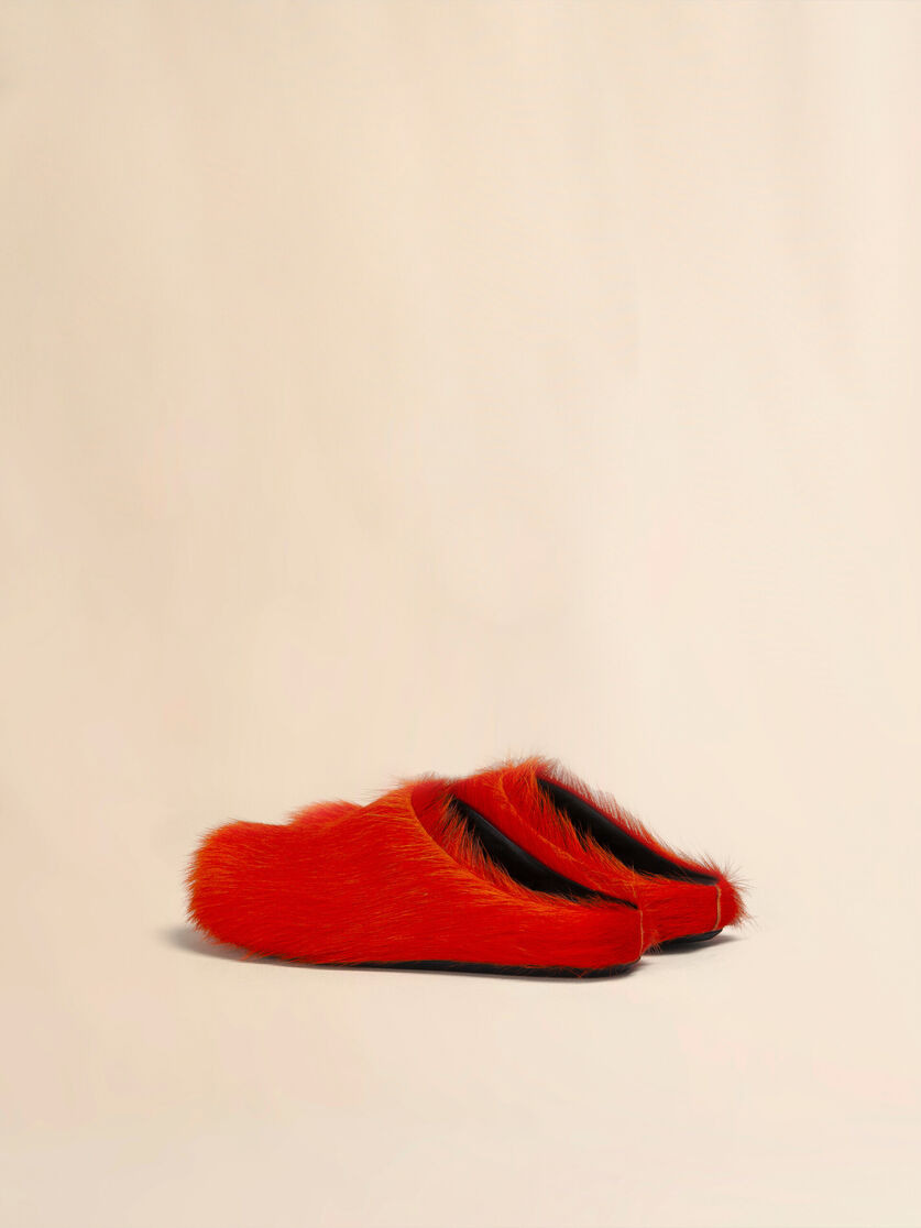 ORANGE LONG HAIR CALFSKIN FUSSBETT SABOT - 3