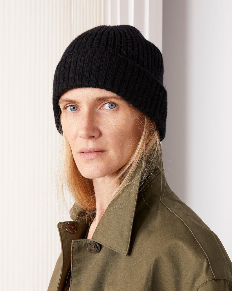 OFFICINE GÉNÉRALE BEANIE outlook