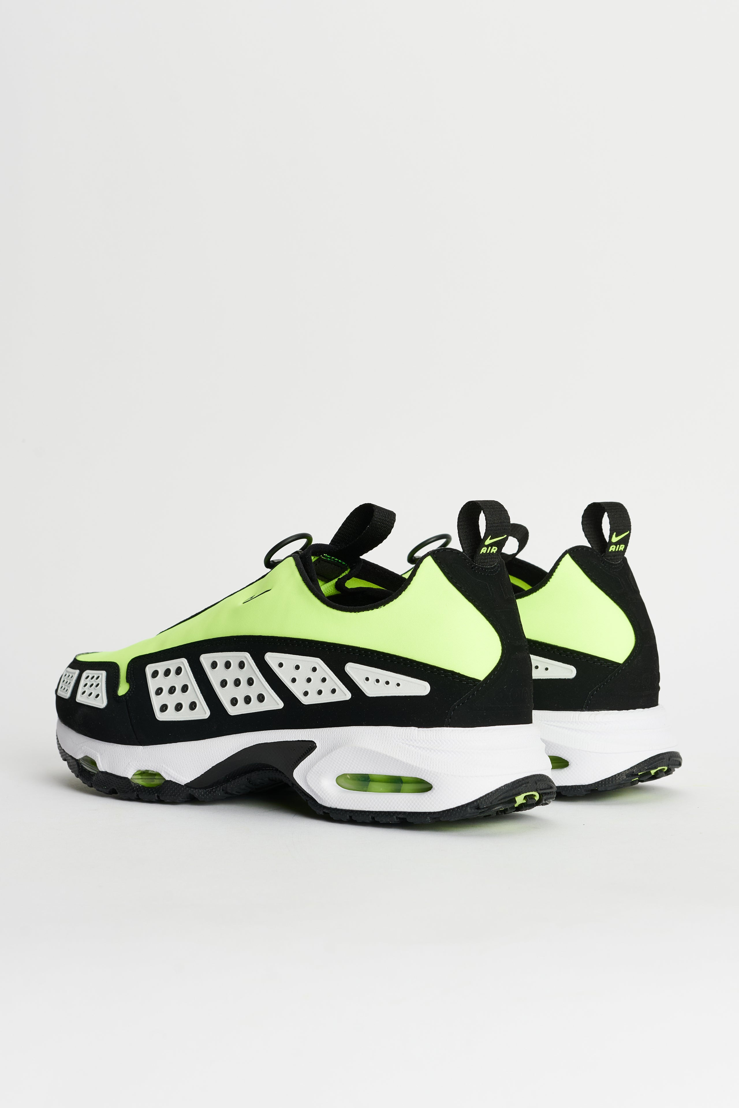 NIKE W’S AIR MAX SNDR VOLT / BLACK - 4