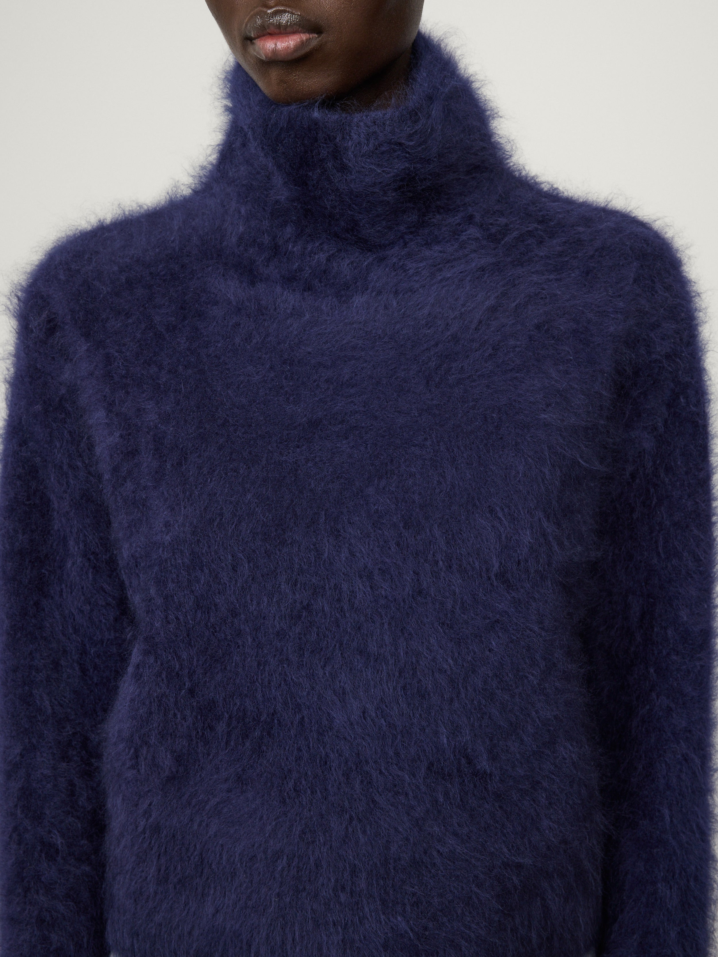 The Floren Sweater - 4