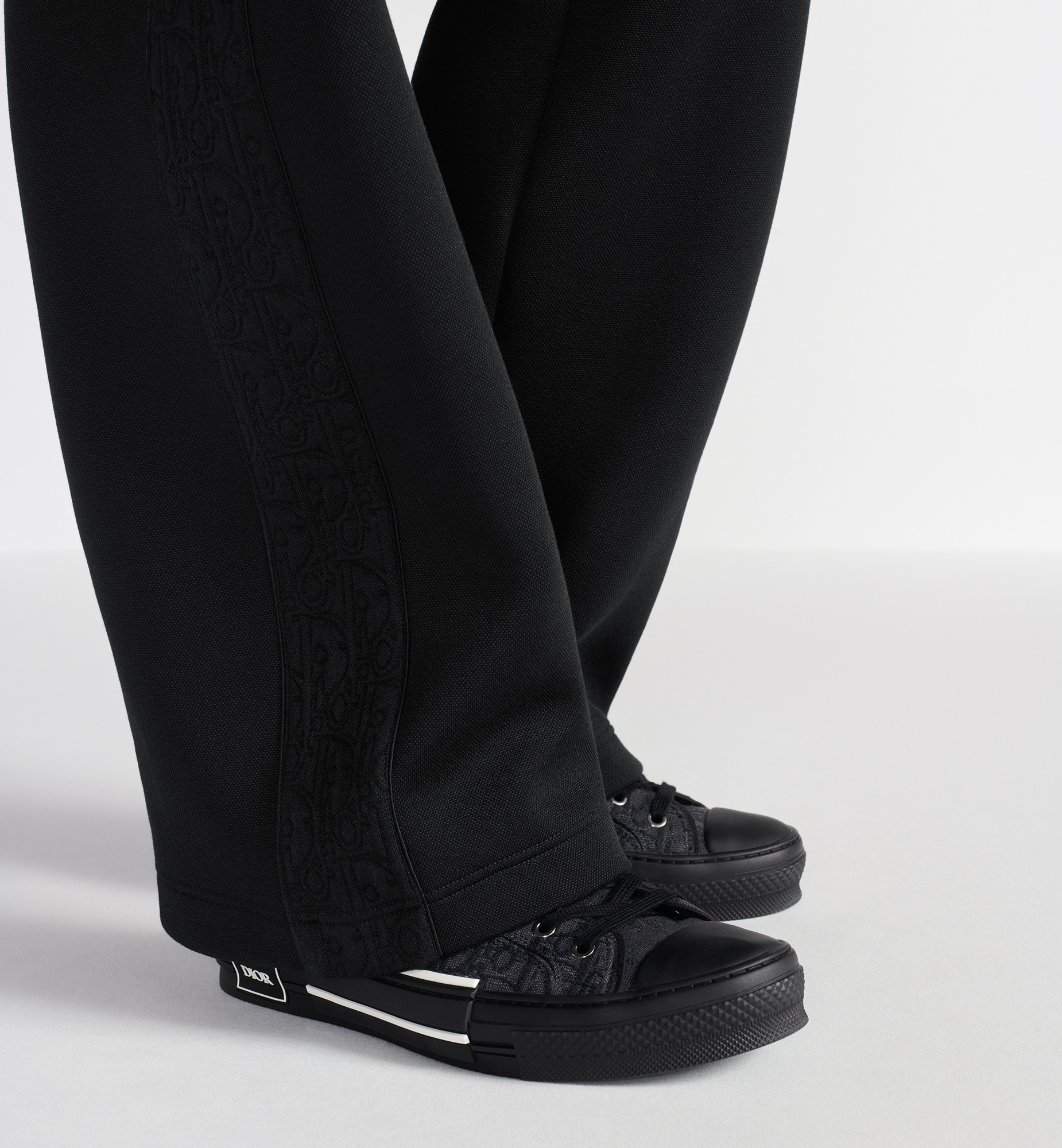 B23 Low-Top Sneaker - 2