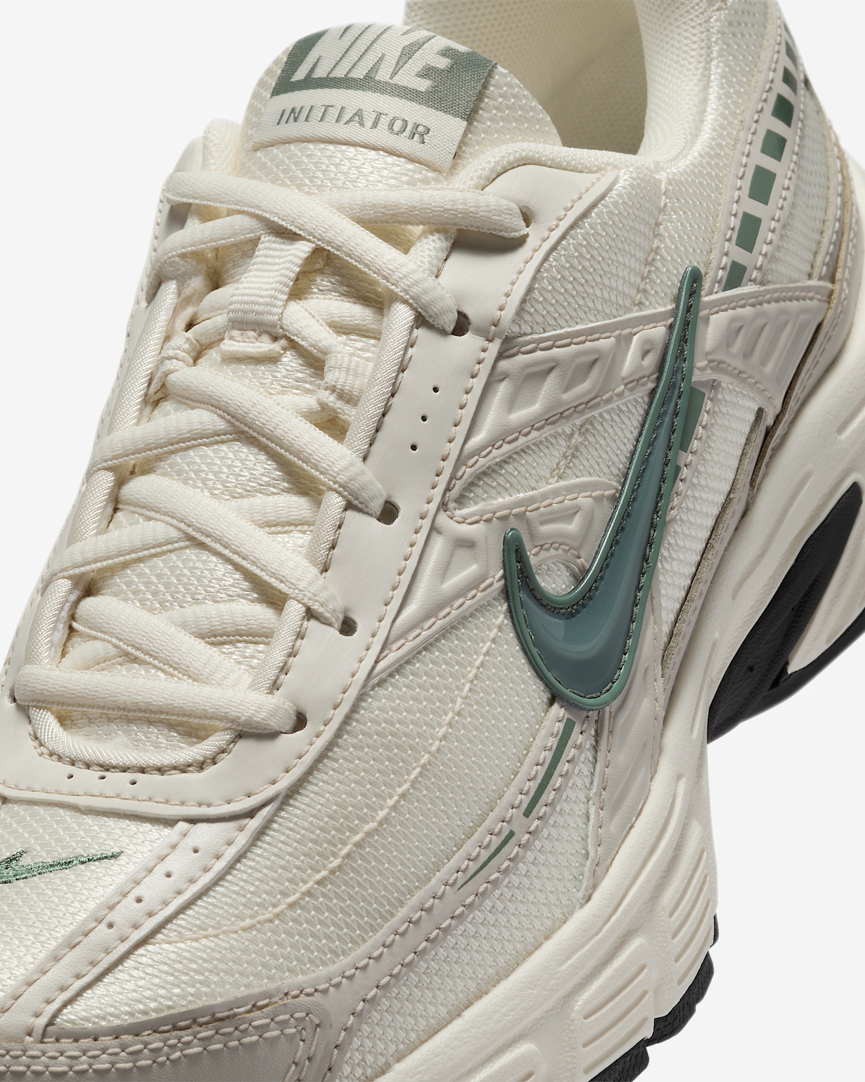 Nike Initiator Women's Shoes - 7