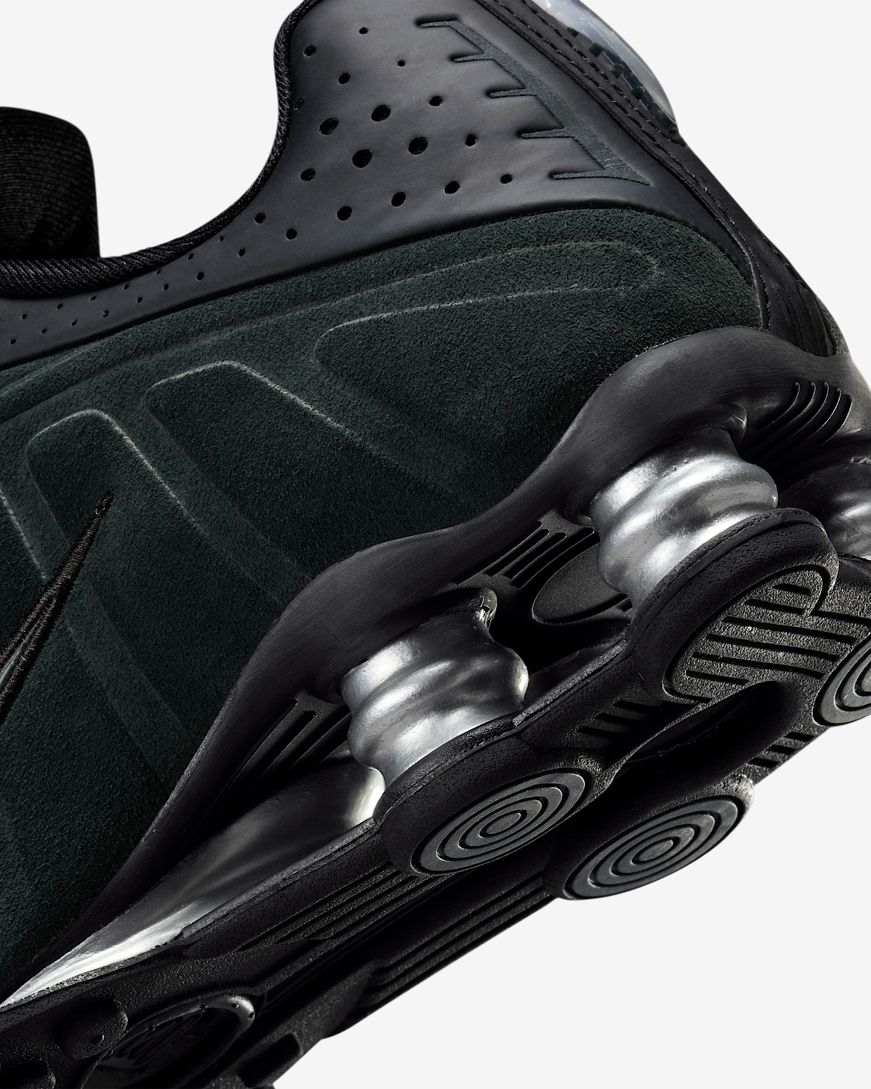 Nike Shox R4 Women's Shoes - 8