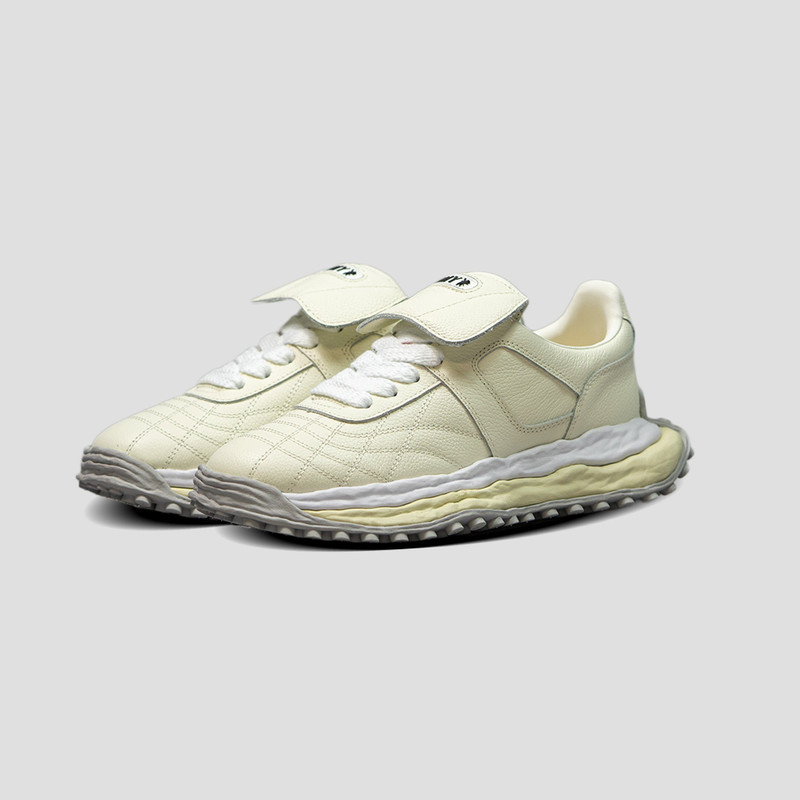 Maison MIHARAYASUHIRO SCOTT OG SOLE LEATHER LOW-TOP SNEAKER outlook