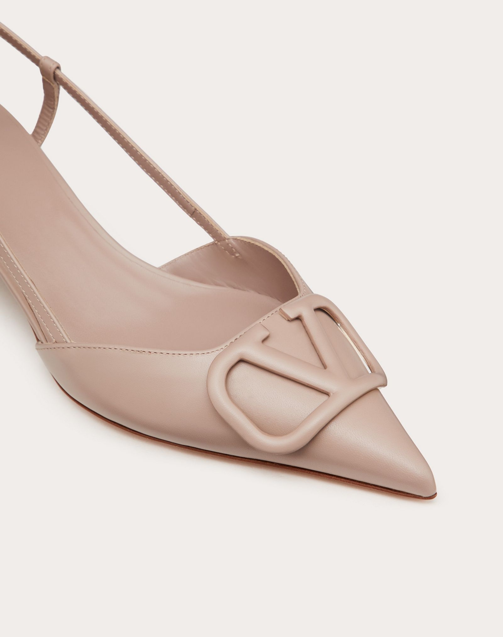 VLogo Signature Calfskin Slingback Pump 40 mm / 1.6 in. - 5