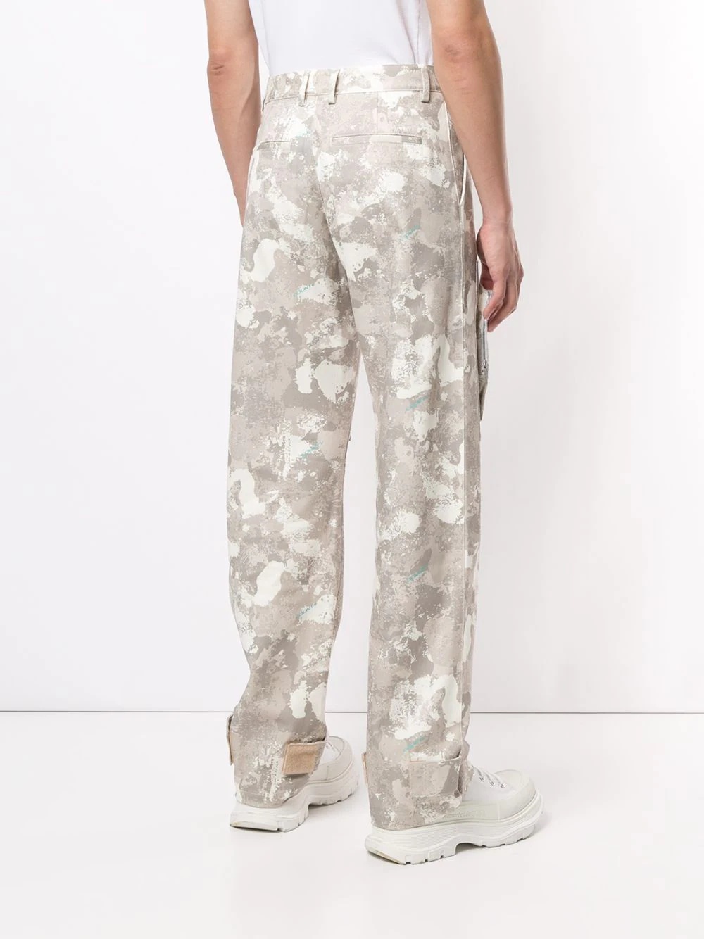 camouflage print trousers - 4