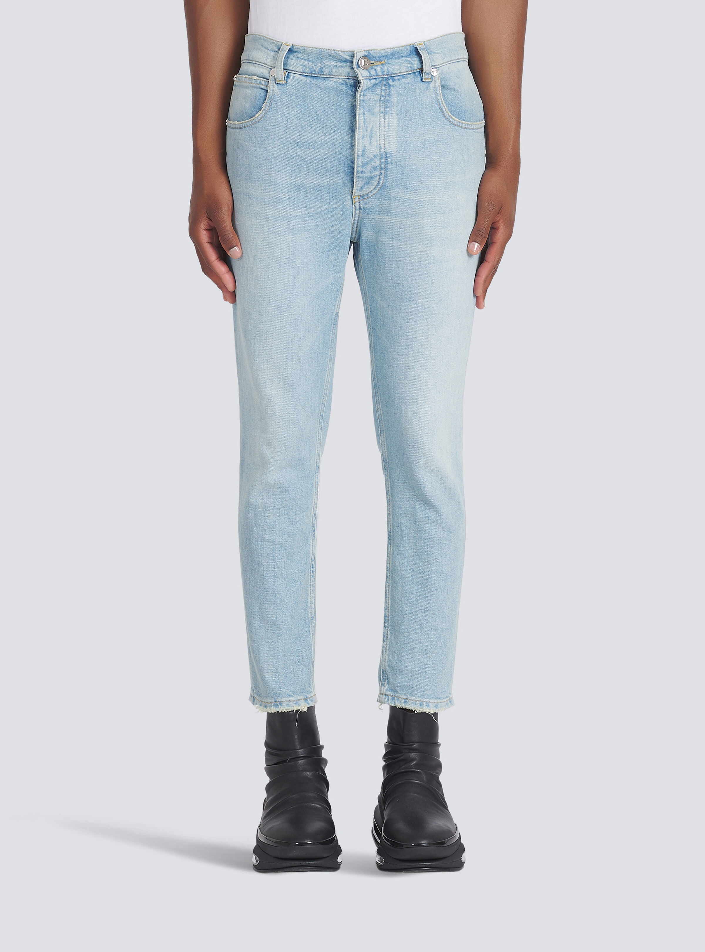 Slim cut  eco-designed denim cotton jeans with embossed Balmain logo - 6