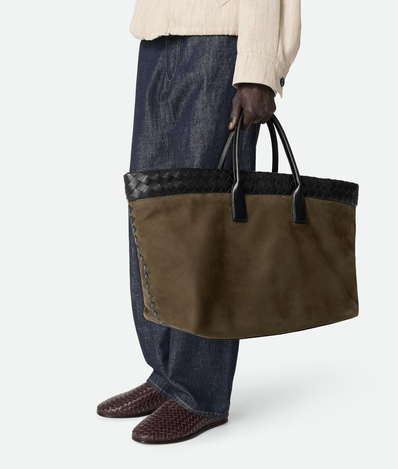 Bottega Veneta Large Cabat outlook