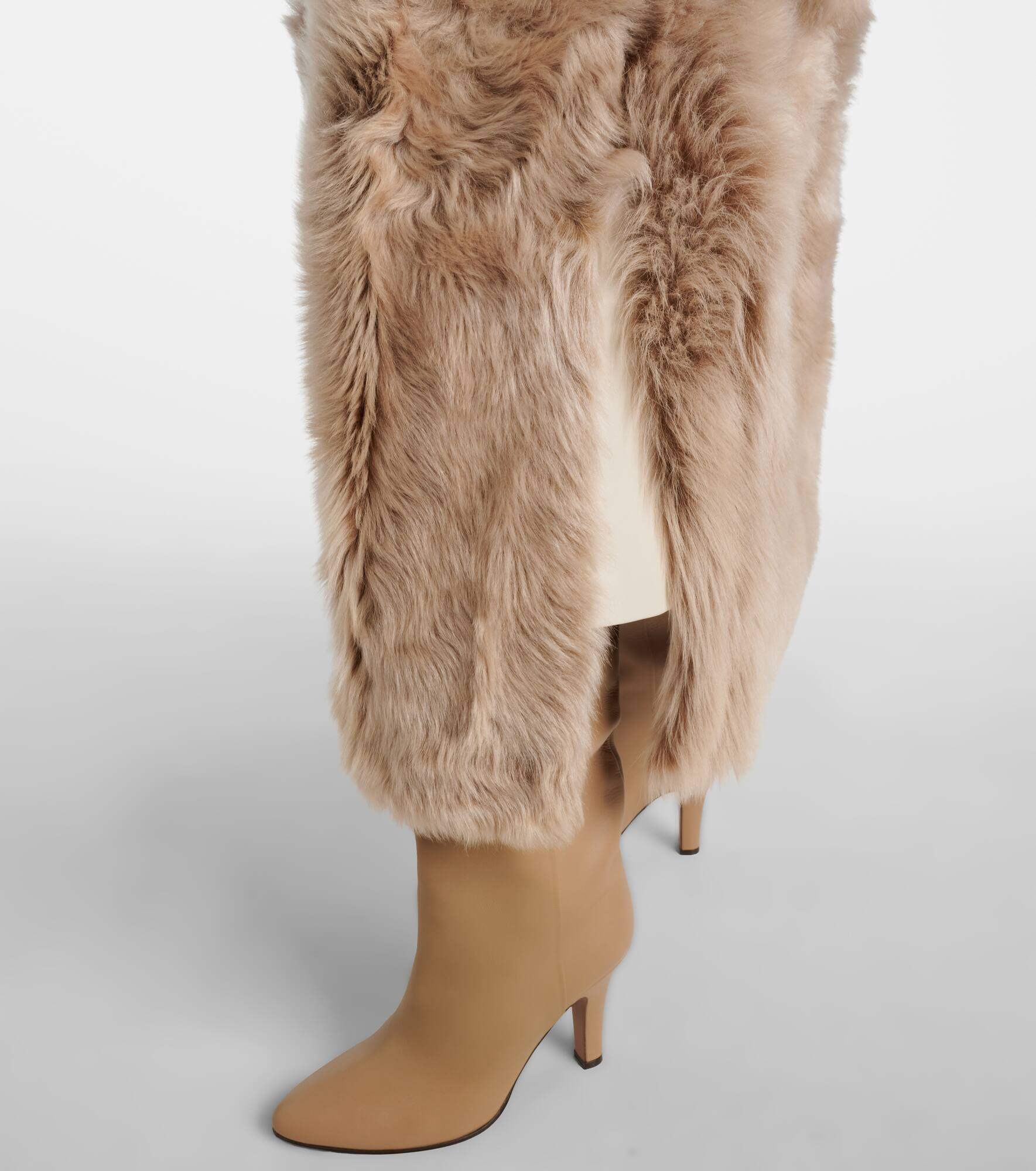 Reversible shearling coat - 6
