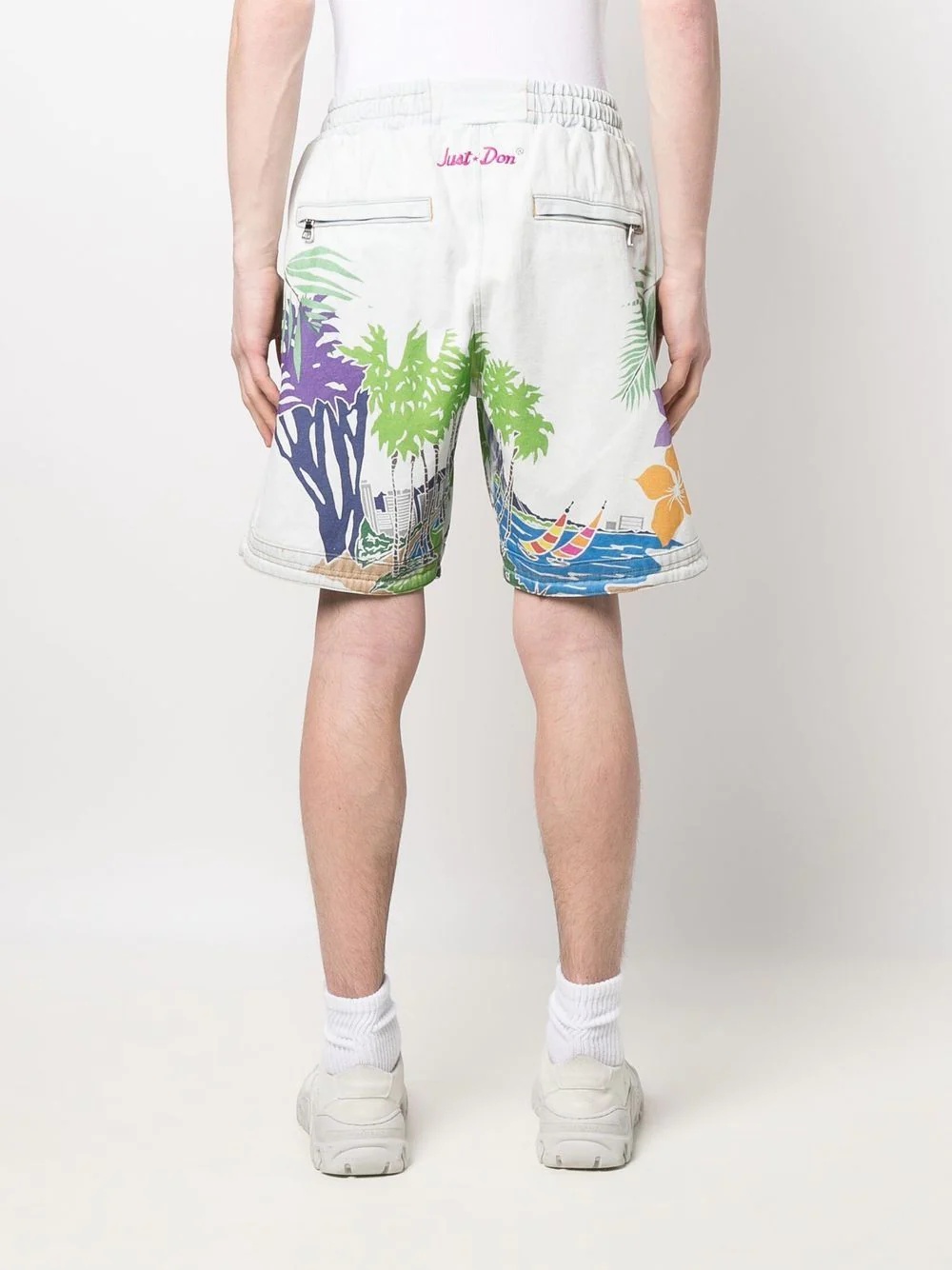 graphic-logo print shorts - 4