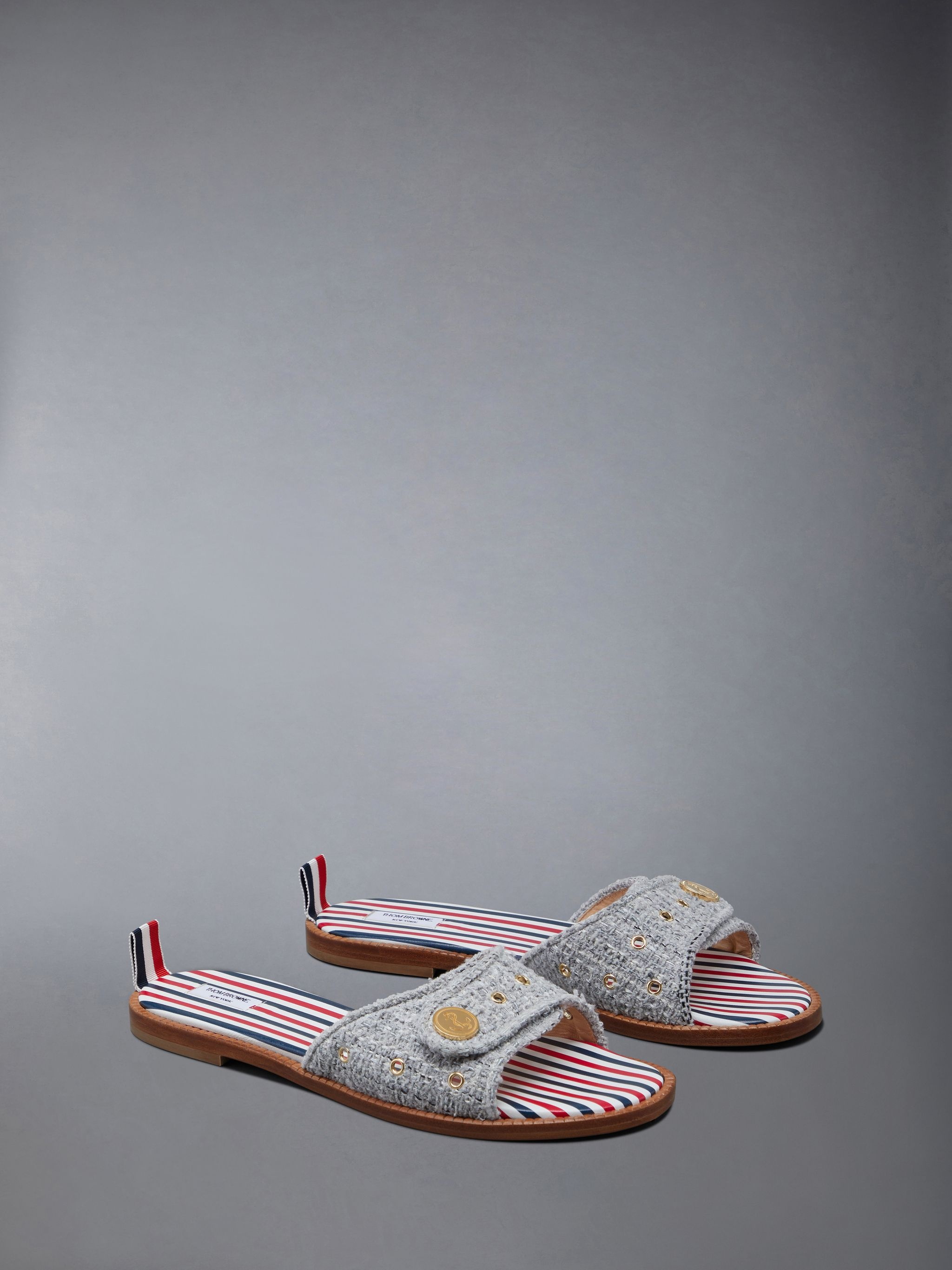 embossed-button tweed flat sandals - 2