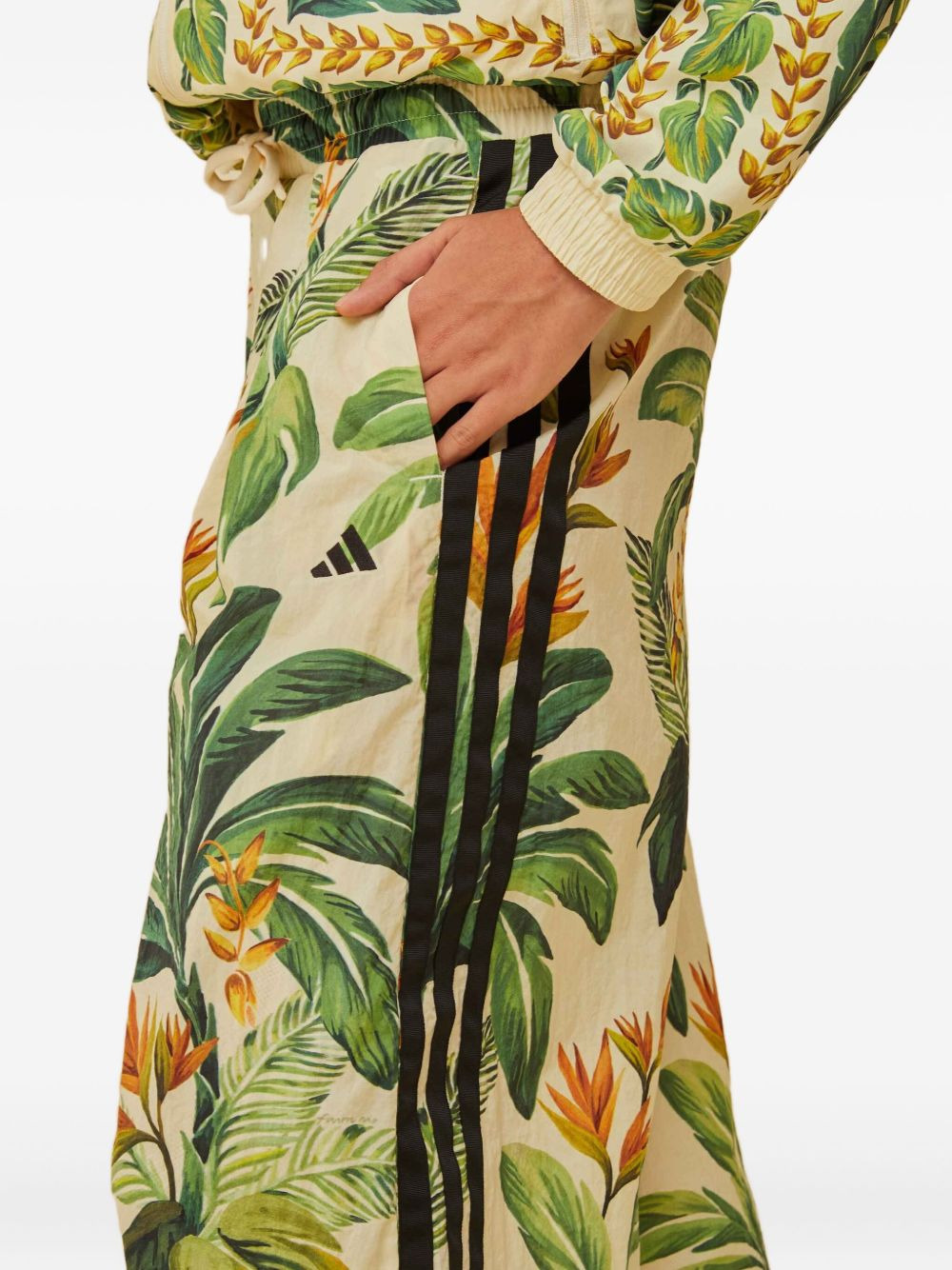 x Adidas Tropical Breeze-print trousers - 5