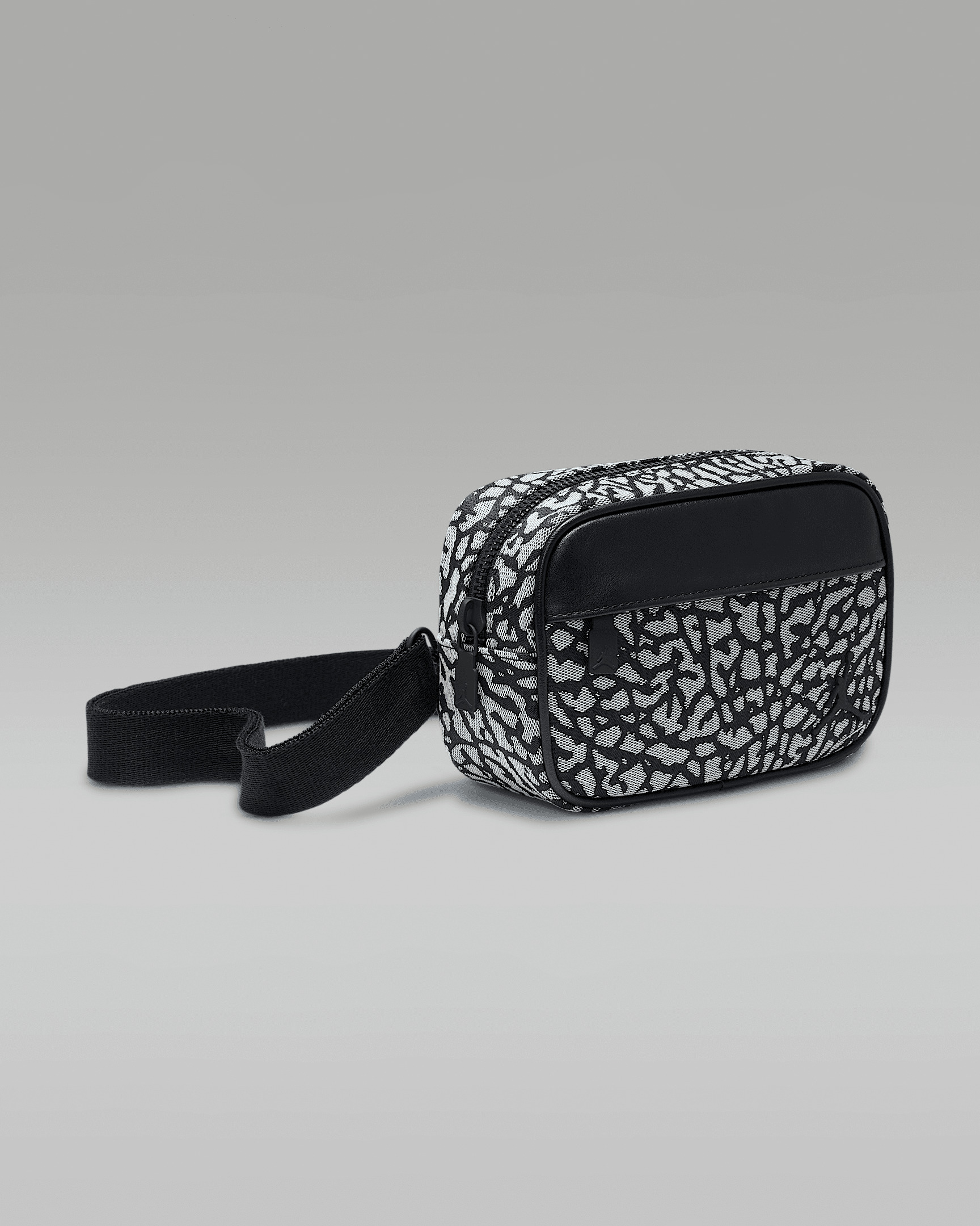 Jordan Icon Camera Bag (1.6L) - 2