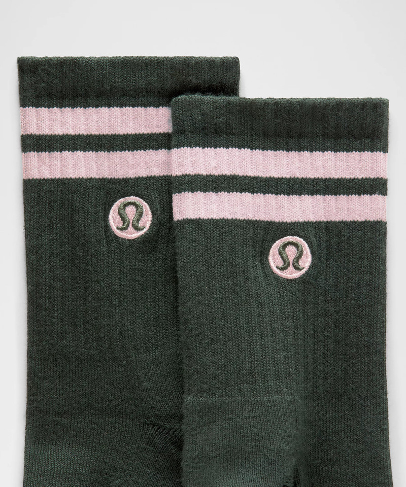 lululemon Unisex Daily Essential Quarter Socks *Stripe outlook
