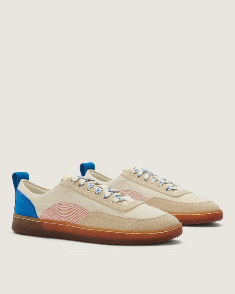 THE TREAD-BARE SNEAKER 3