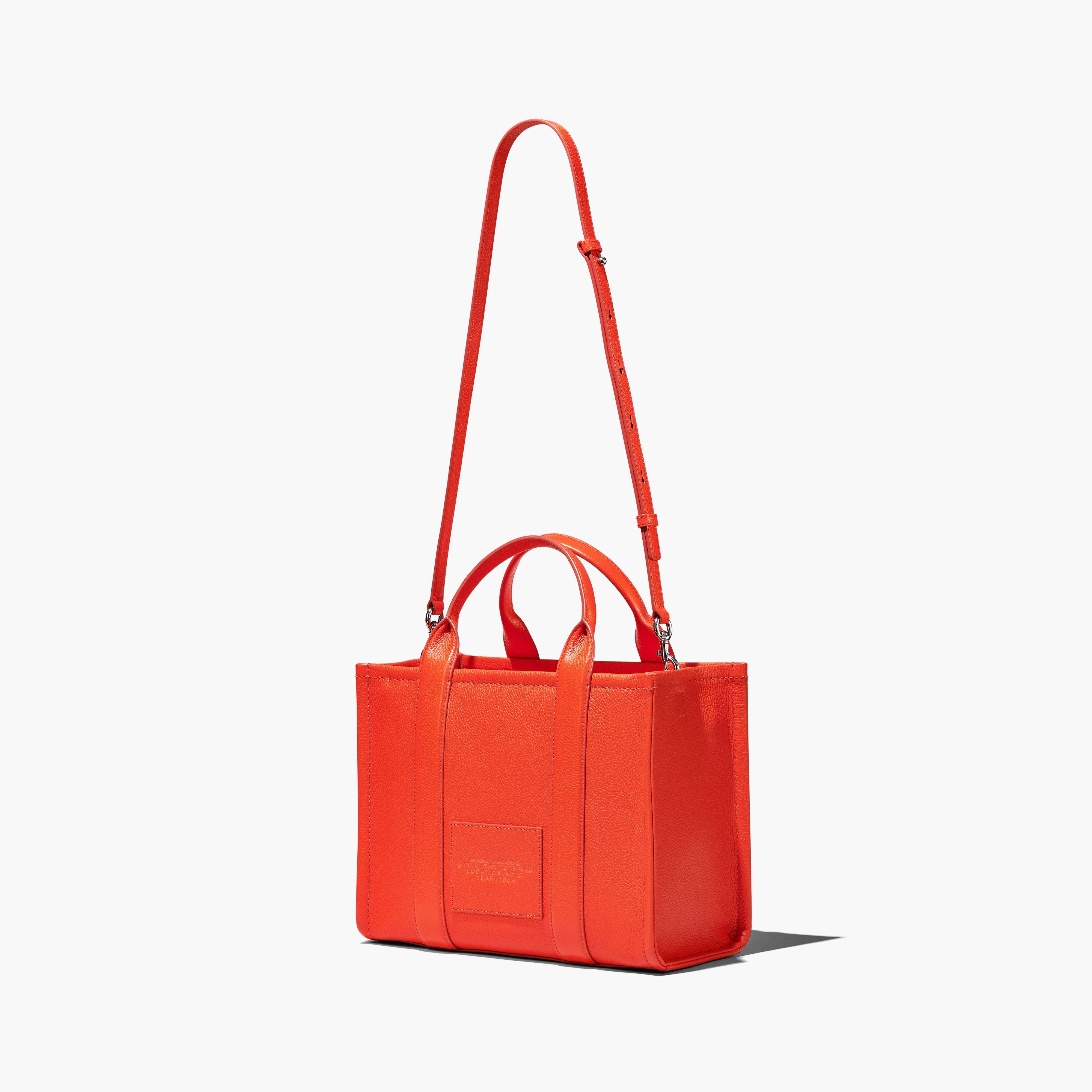 THE LEATHER MEDIUM TOTE BAG - 3