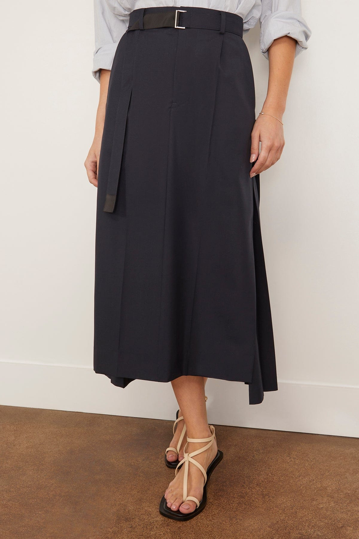 Suiting Skirt in Navy - 3