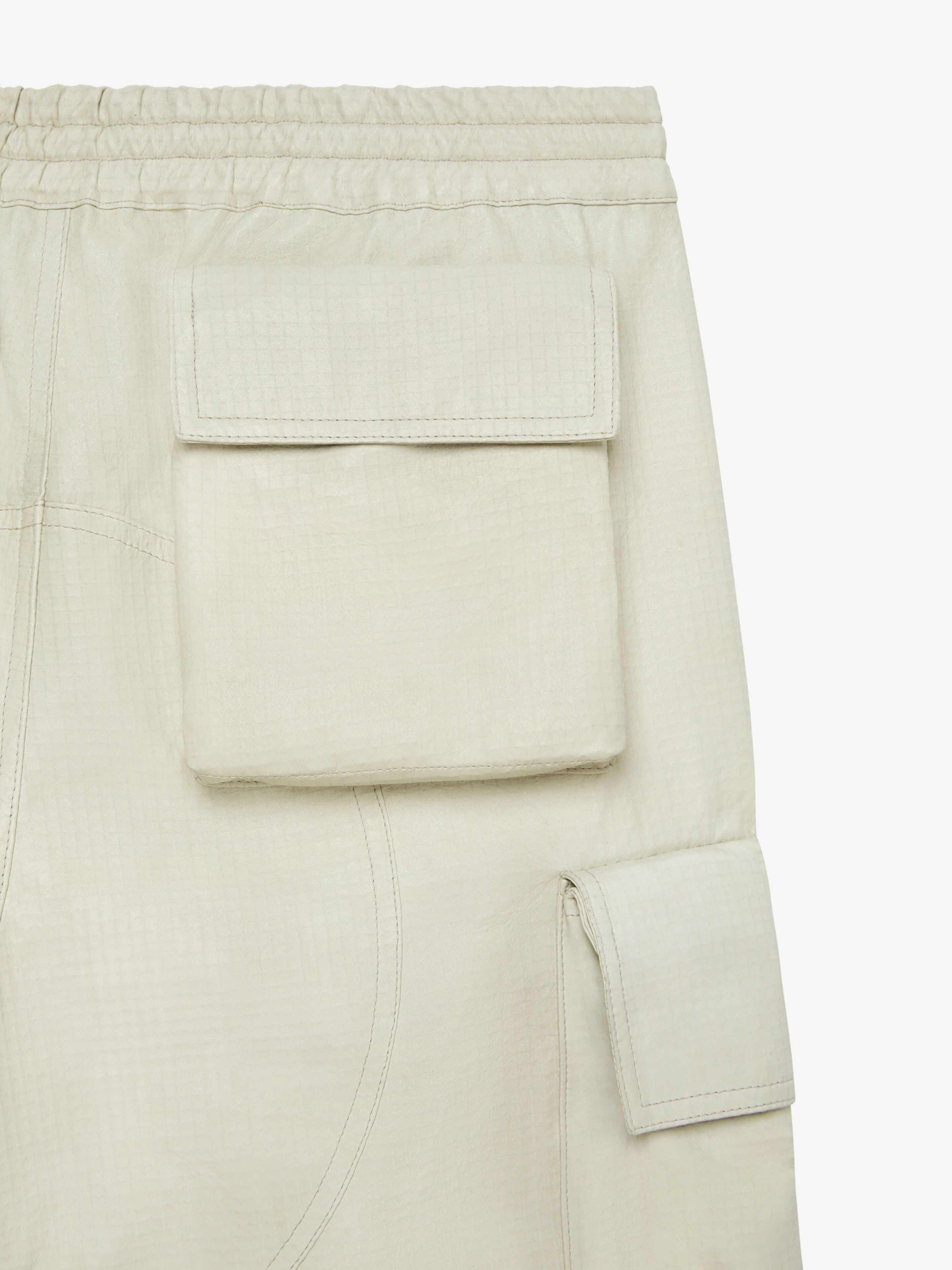 CARGO SHORTS IN LEATHER - 6