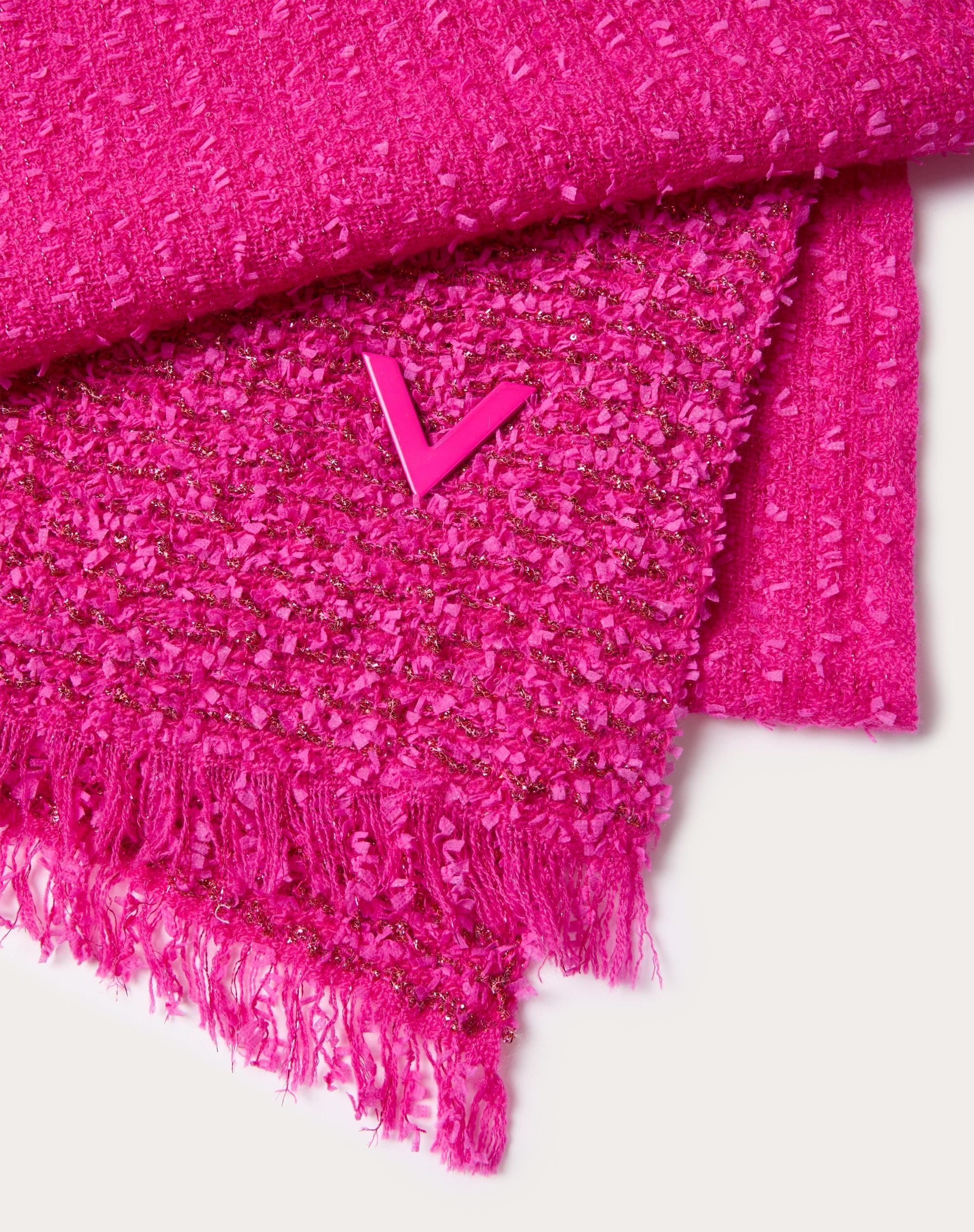 V DETAIL SCARF IN CASHMERE BLEND - 2