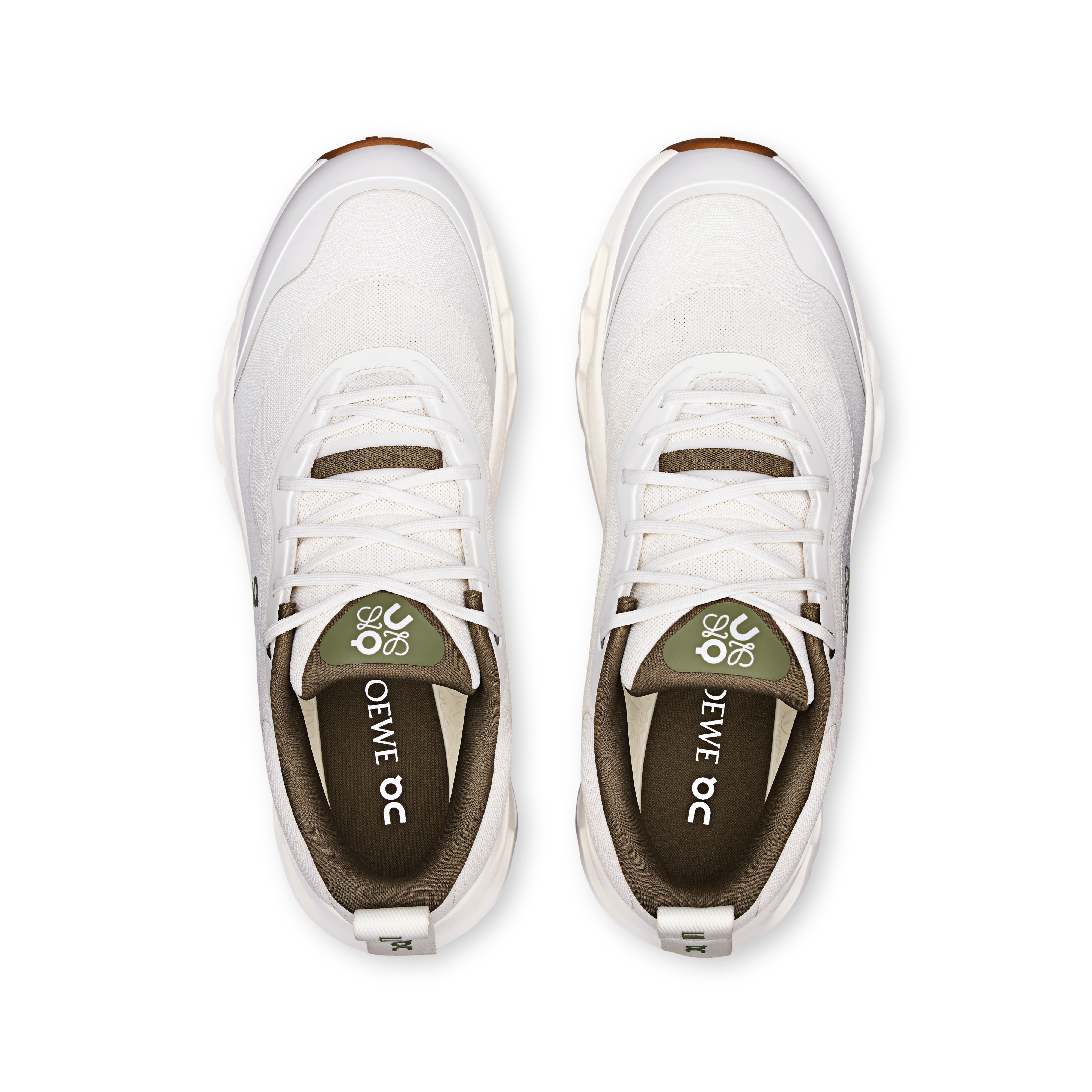 国内配送【LOEWE】x On Cloudtilt スニーカー LOEWE x On Cloudtilt ロゴ スニーカー 人気 (LOEWE/スニーカー