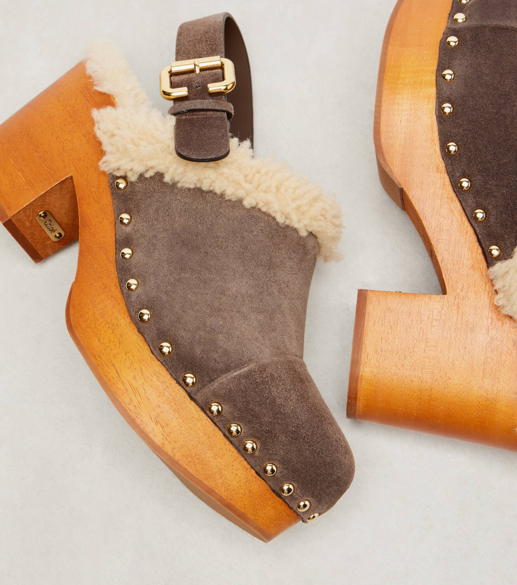 Jeannette shearling-trimmed suede wedge clogs - 5