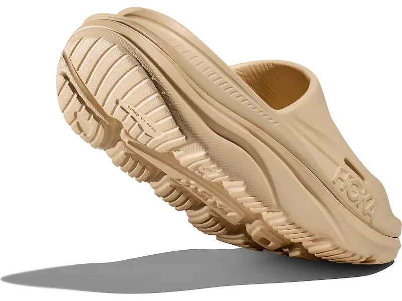 HOKA Ora Recovery Slide 3 - 4