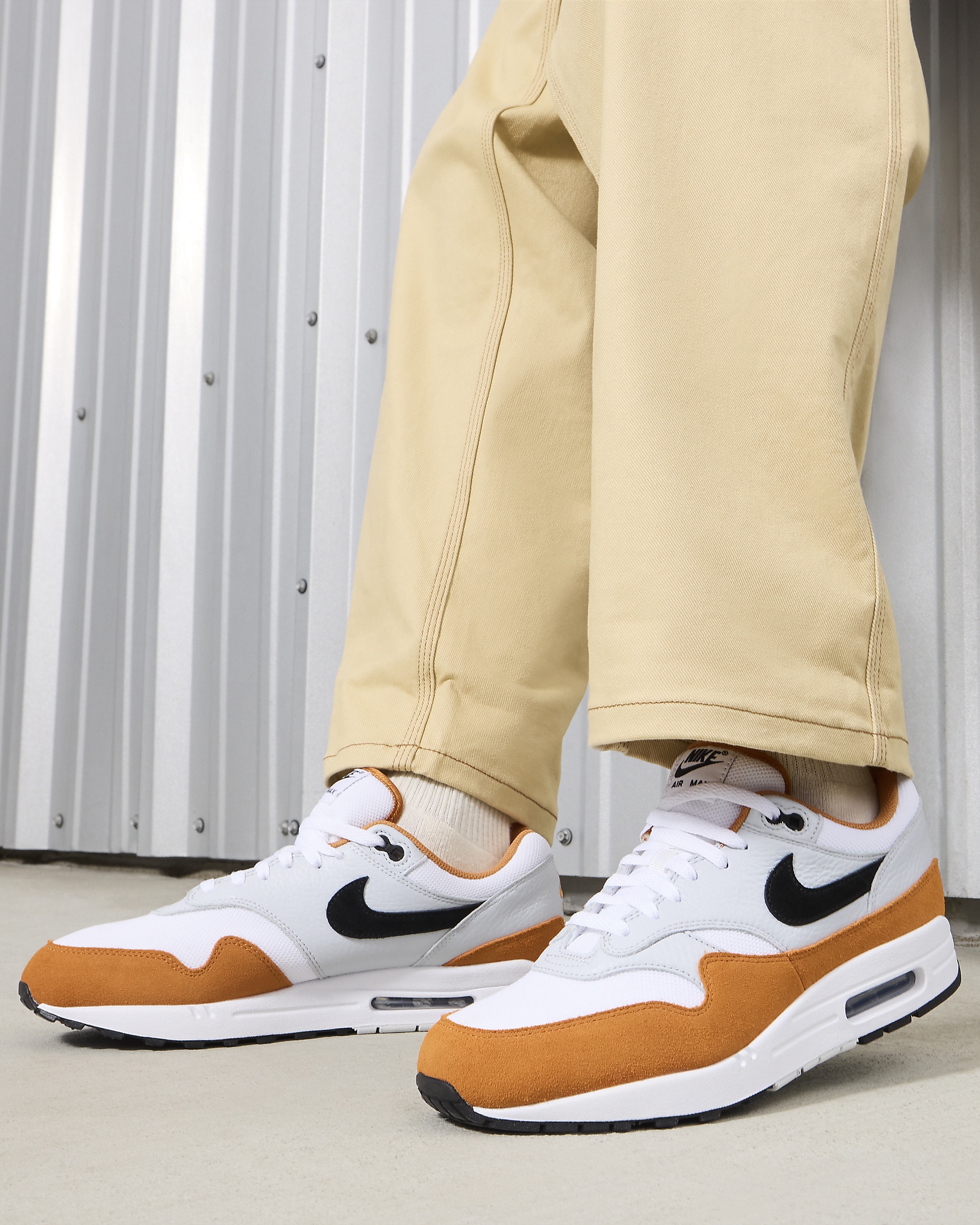 Nike Air Max 1 Men's Shoes - 10