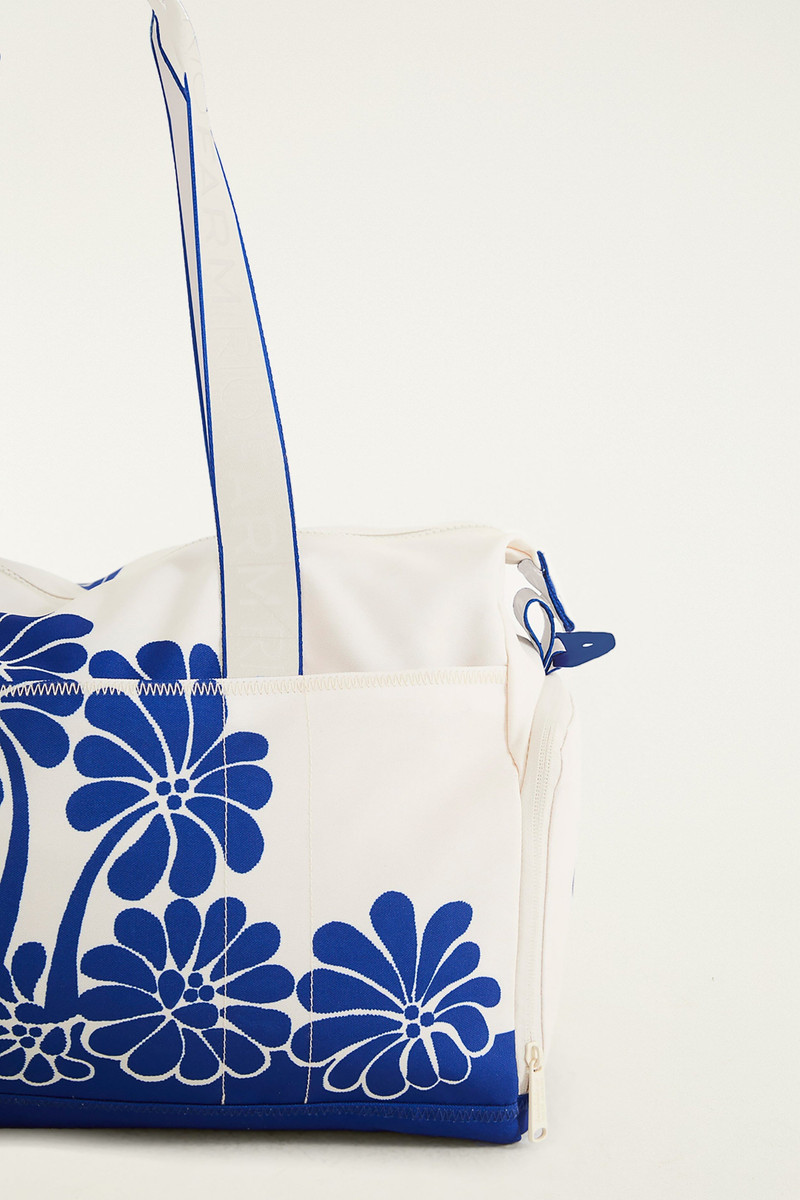 FARM RIO Blue Palermo Duffel Bag outlook