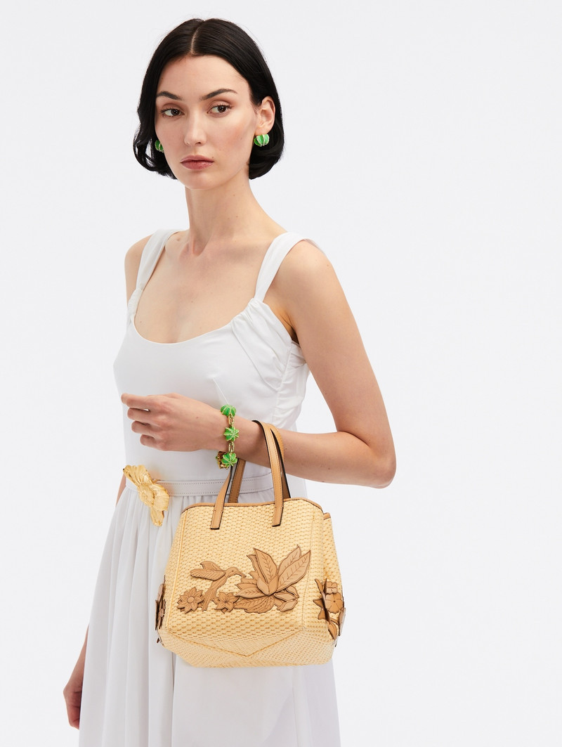 Oscar de la Renta SMALL RAFFIA FLORAL APPLIQUE SQUARE TOTE outlook
