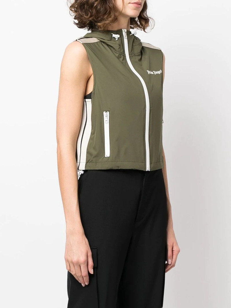 sleeveless hooded jacket 3