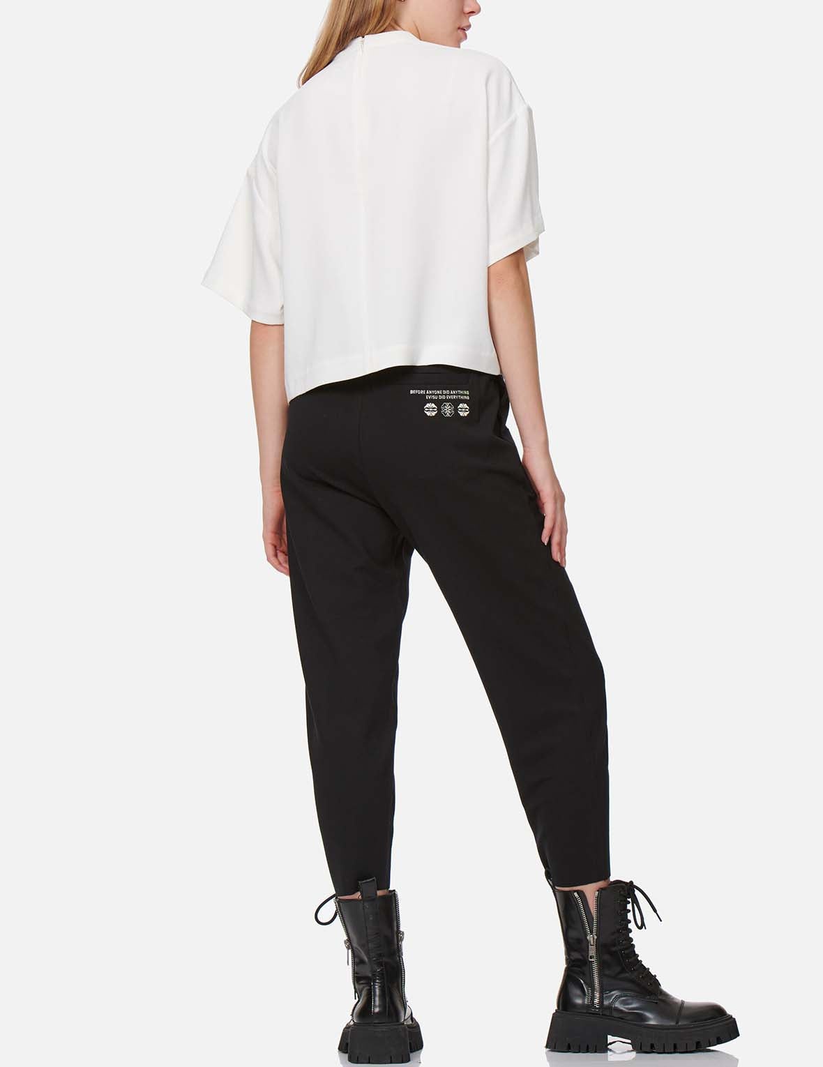 Seagull Embroidered Boxy Blouse - 6