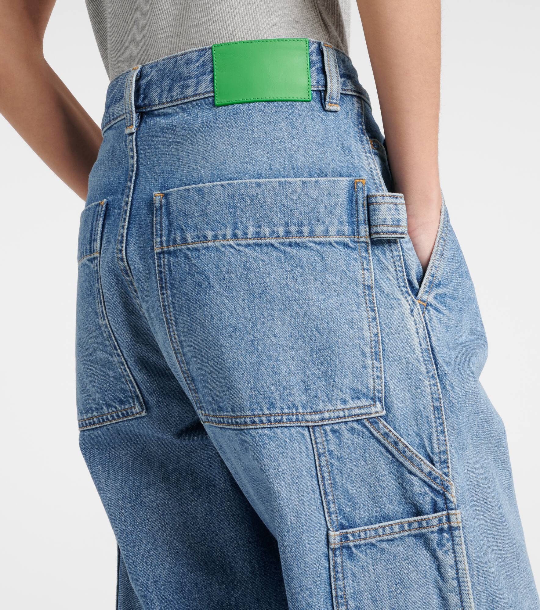 Mid-rise cargo jeans - 6
