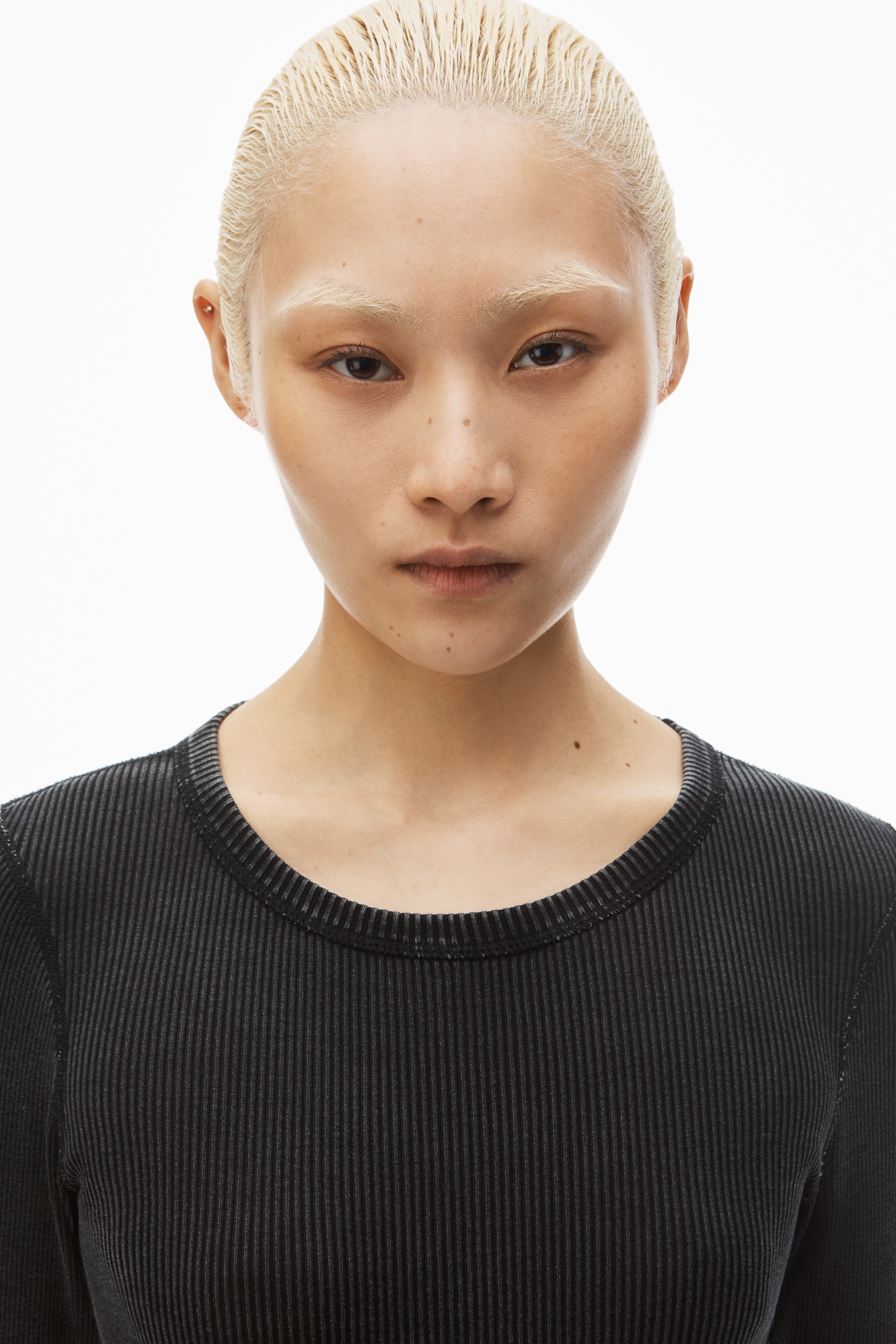 cropped long-sleeve tee in ribbed cotton - 6