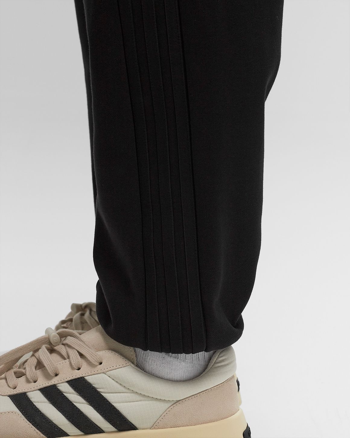 X FEAR OF GOD ATHLETICS PANT - 4