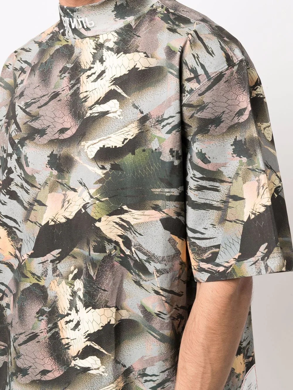 camouflage mock-neck T-shirt - 5