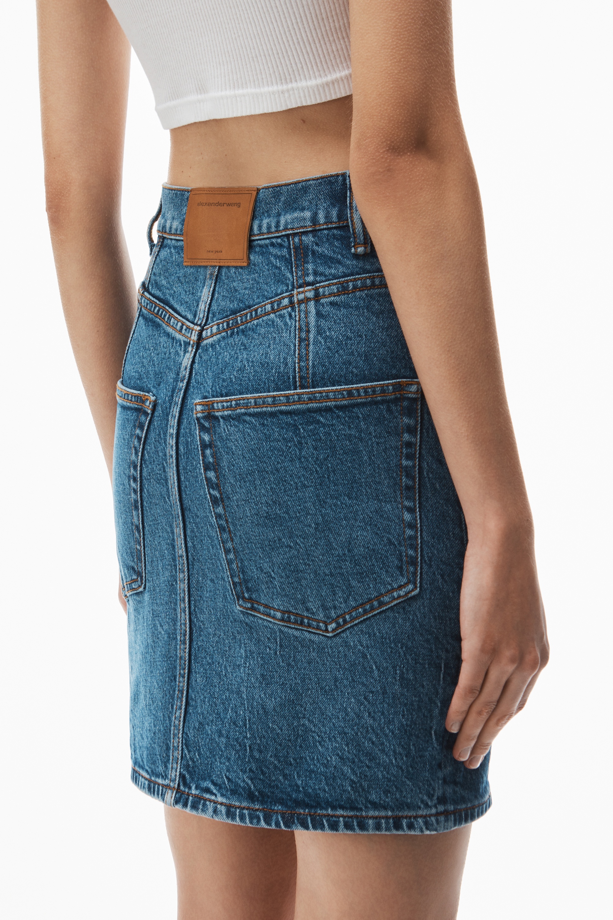 high-waist miniskirt in comfort stretch denim - 5